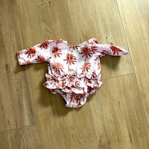 Palm tree ruffle bubble